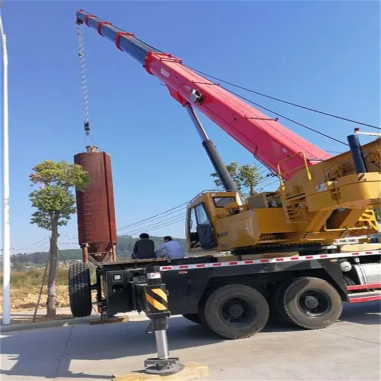 西区专业吊车租赁多少钱