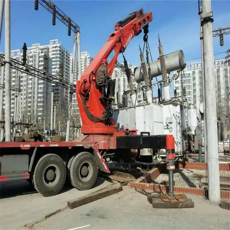 西区就近吊车出租|工地厂房吊装设备租赁|24小时高效响应